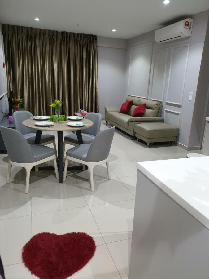 Corner Unit@I-City Family Suite Central Mall View Shah Alam Esterno foto