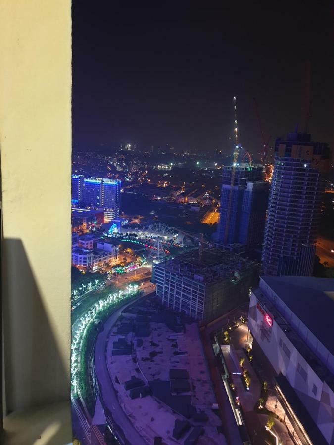 Corner Unit@I-City Family Suite Central Mall View Shah Alam Esterno foto